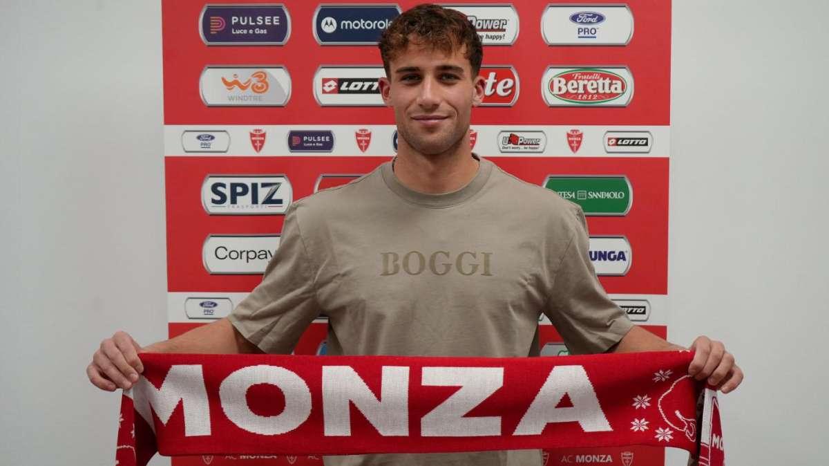 Andrea Mazza rinnova fino al 2027