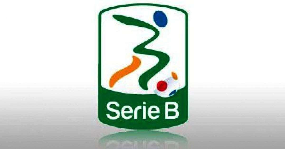Serie B, risultati e classifica: il Lecce vince e torna in vetta. Vittorie anche per Pisa e Frosinone