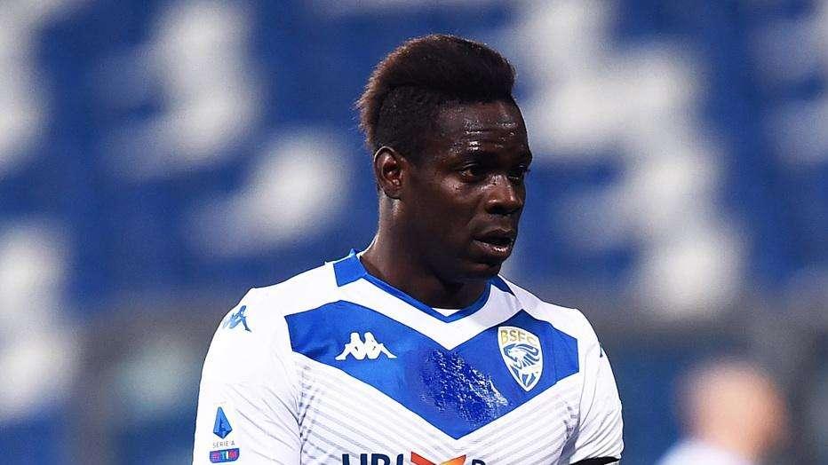 Balotelli, prosegue l'inserimento in gruppo ma ancora fuori dai convocati