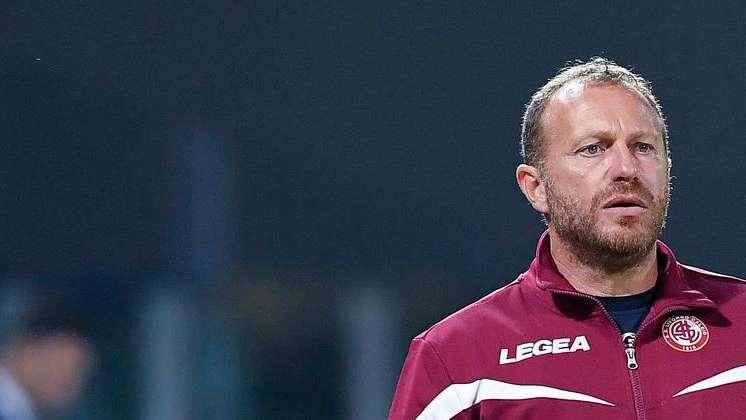 Pescara, Breda: "Machin ci offre maggiori soluzioni tattiche, Pirola buon giocatore"