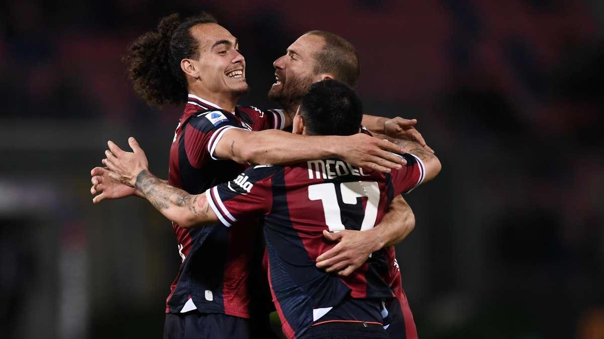 Bologna, squadra di nuovo in campo nel pomeriggio. A parte Kasius e Schouten