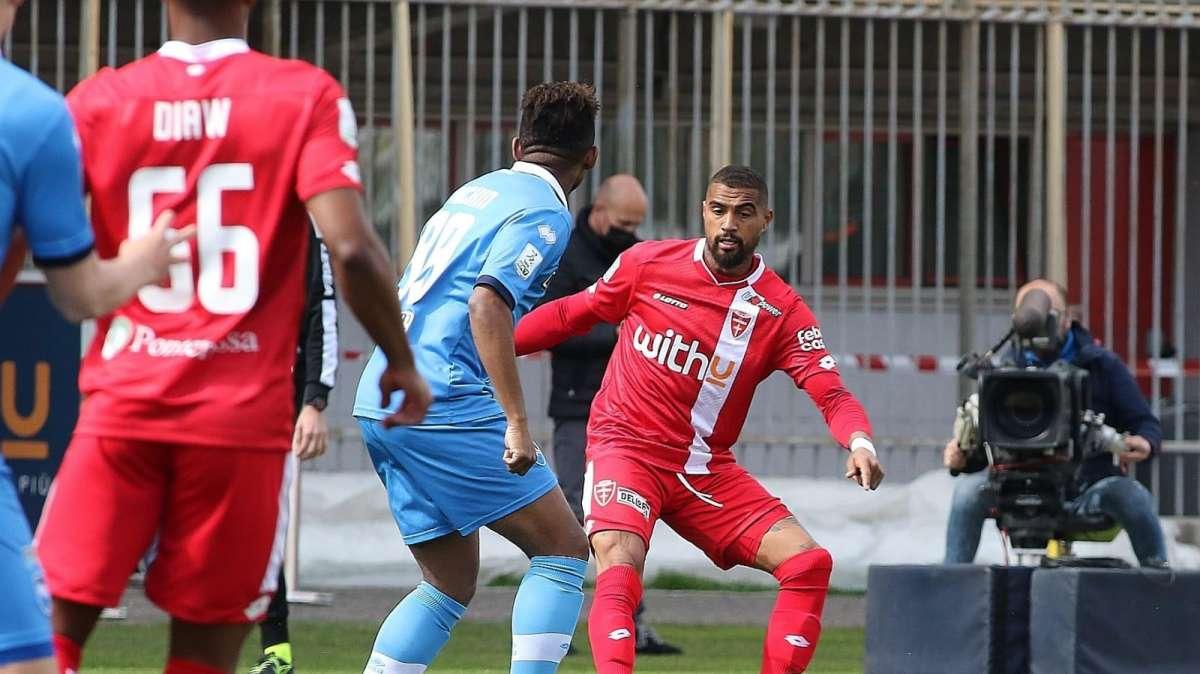 Boateng carica i compagni: "Non ci arrenderemo fino all’ultimo giorno"
