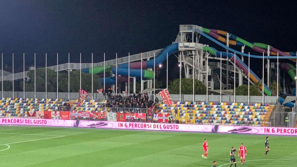 Sempre al seguito: tifosi biancorossi presenti anche a Lignano Sabbiadoro