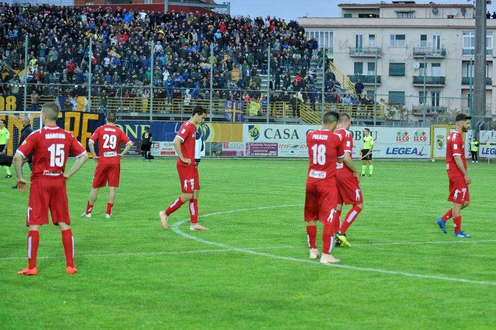 Allenamento mattutino con partitella finale, domani doppio