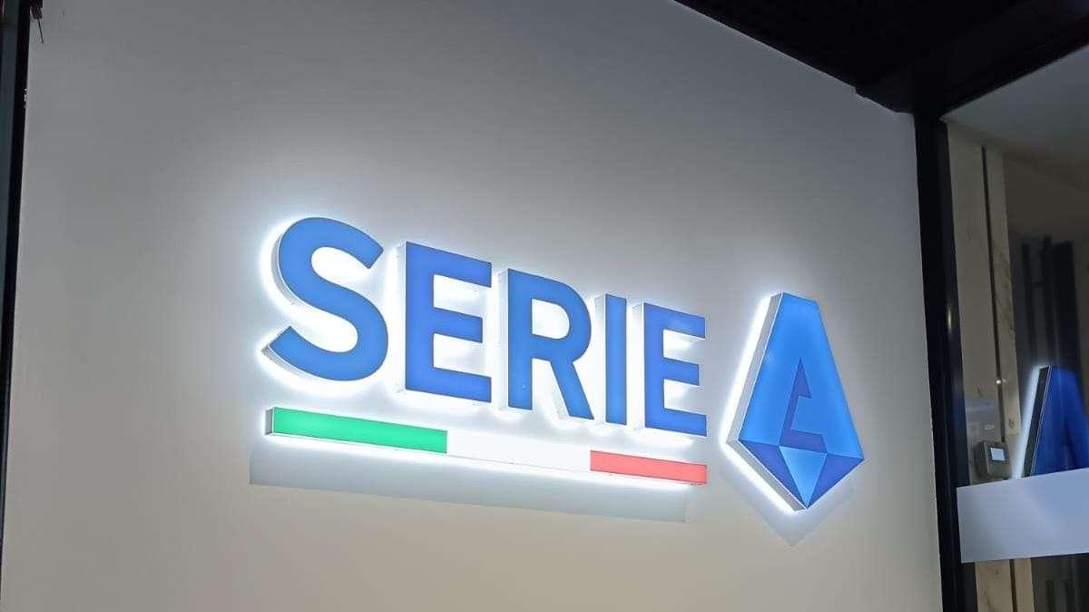 Calciomercato: biancorossi al lavoro per un centrocampista dalla A 