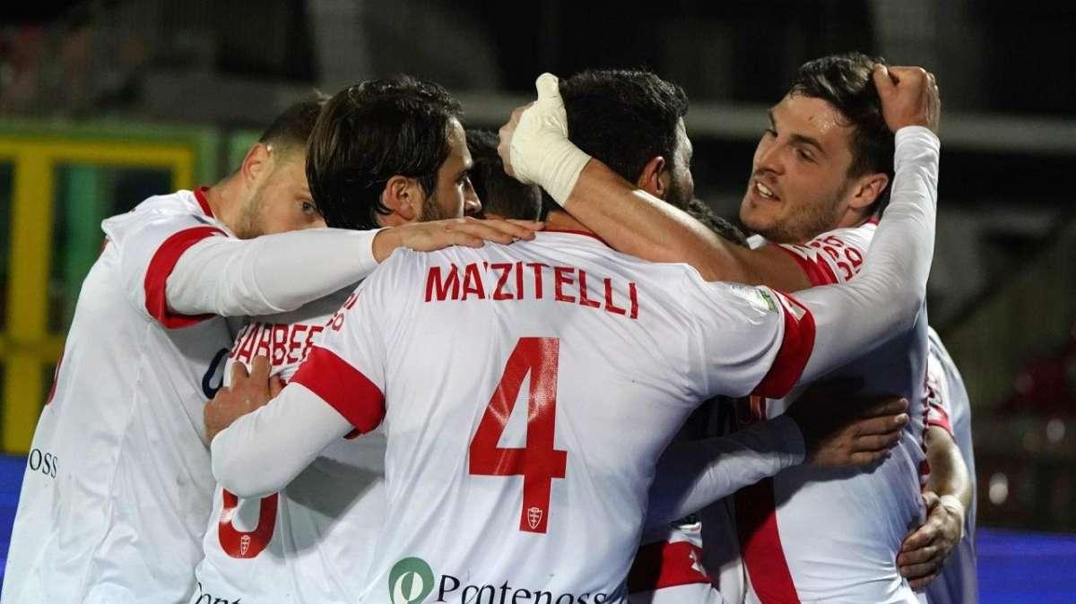GdS - Il Monza sa ancora come si vince fuori, e Lucarelli protesta
