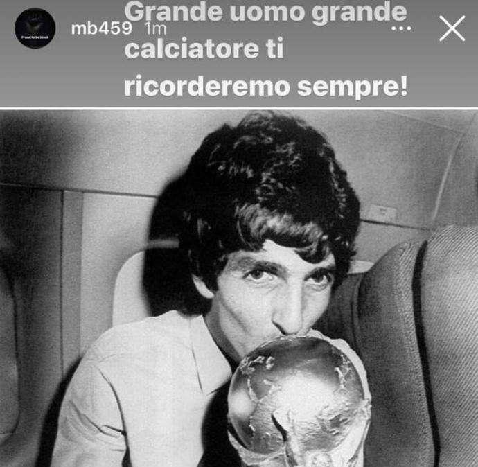 Balotelli ricorda Paolo Rossi: "Grande uomo, grande calciatore"