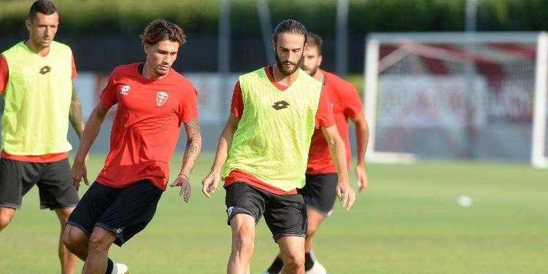 La settimana del debutto inizia con una doppia seduta