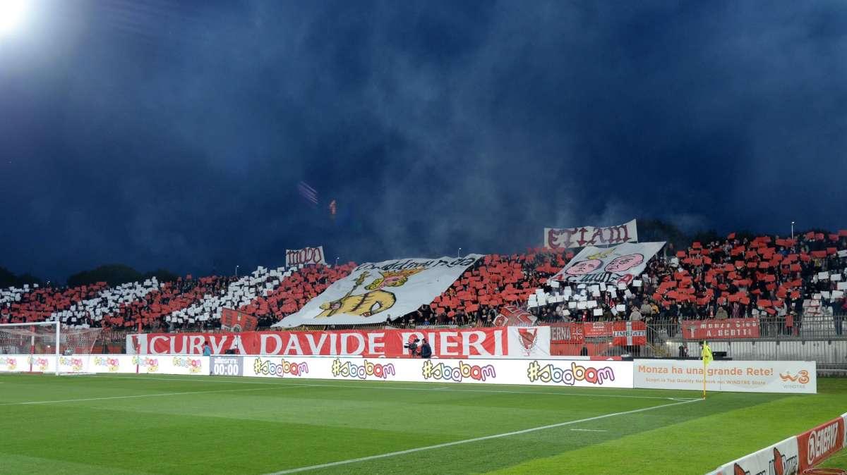 Acquista il biglietto della gara di Frosinone: il bus lo offre il Monza!