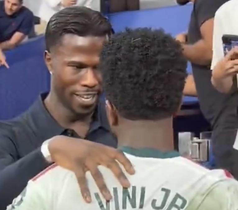 Keita Baldé fuori rosa, va a vedere il Real Madrid: Vinicius gli regala la maglia