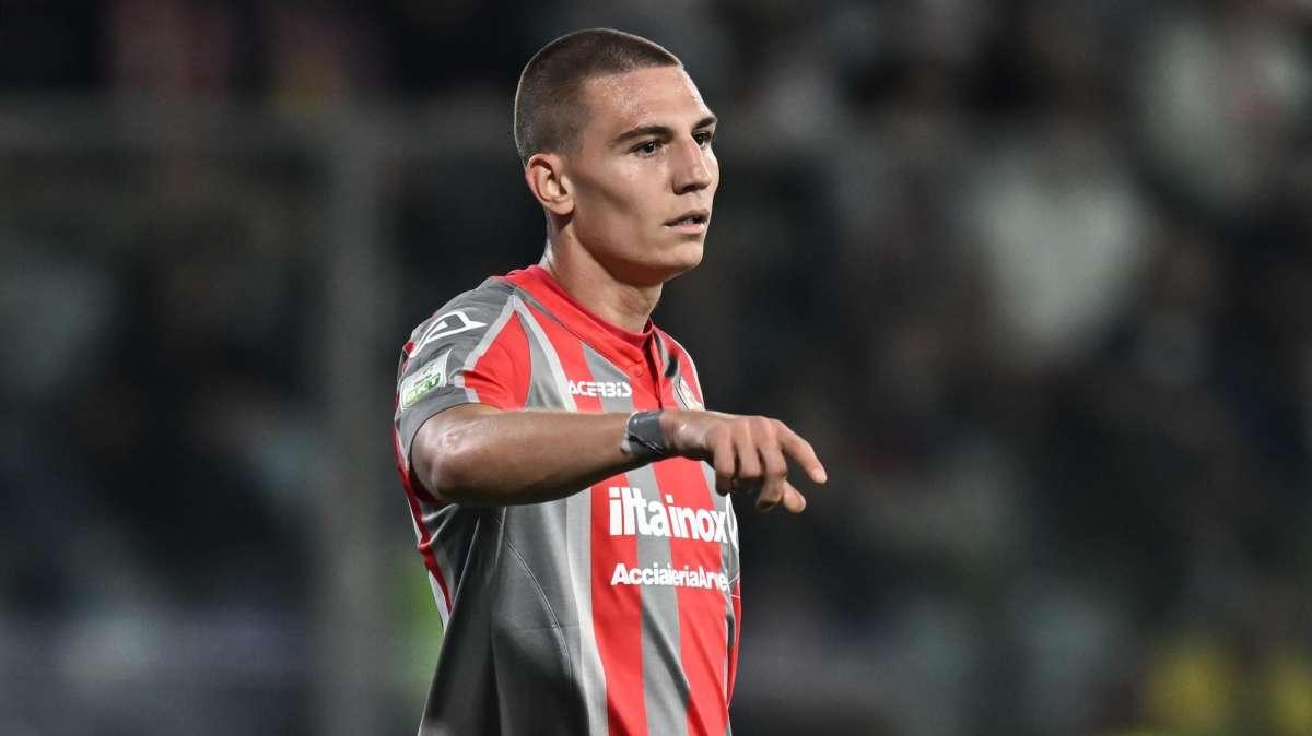 Antov, questa volta pronto a tornare per rimanere. Ma la Cremonese…