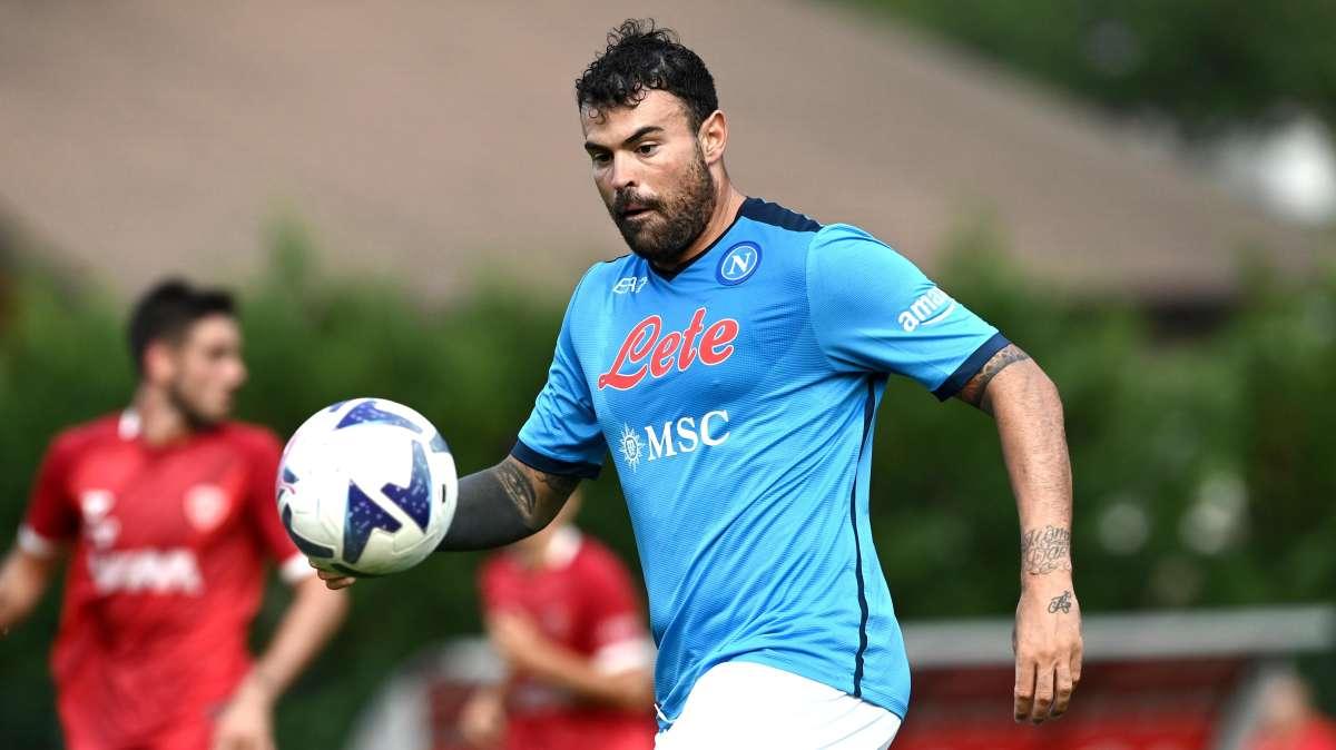Petagna si allena col Napoli, la trattativa col Monza va avanti