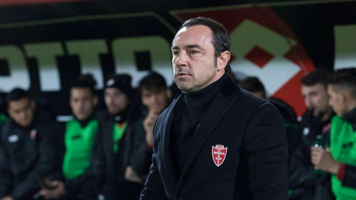 Brocchi rischia? I tifosi lo vorrebbero out, la dirigenza prende tempo
