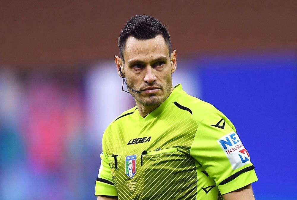 Monza-Lecce, arbitra Mariani di Aprilia. Con lui solo un precedente, è positivo