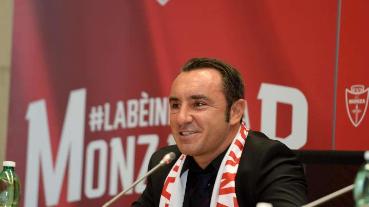 Brocchi: "Con me nessuno ha il posto assicurato"