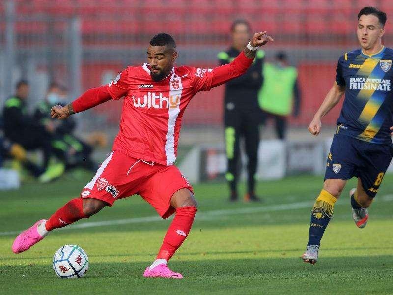 Verso Frosinone-Monza: ciociari in guardia, brianzoli con la miglior difesa e record per gol di testa