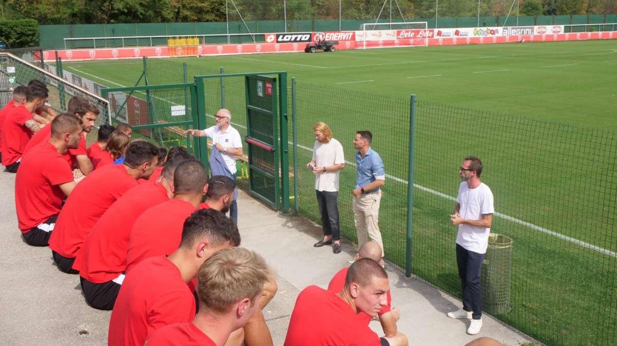 AIC, Calcagno in visita ai calciatori del Monza