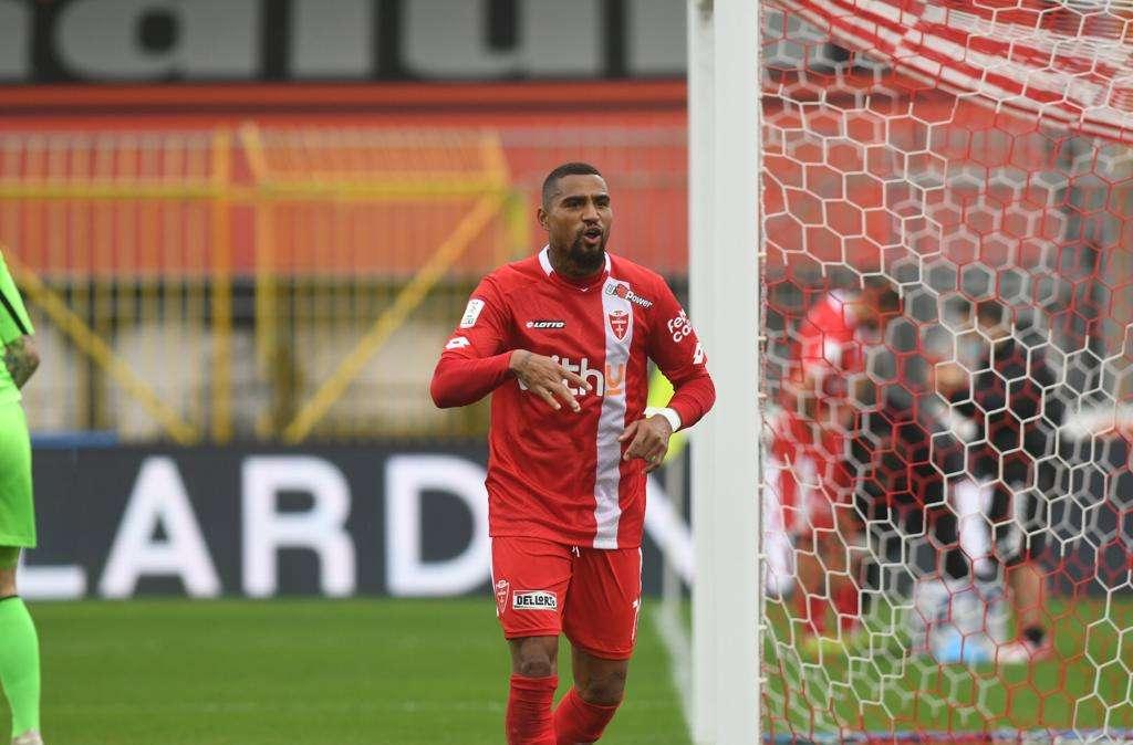 Boateng su Twitter: "Contento per il primo gol, ma bisogna lavorare per un risultato migliore"
