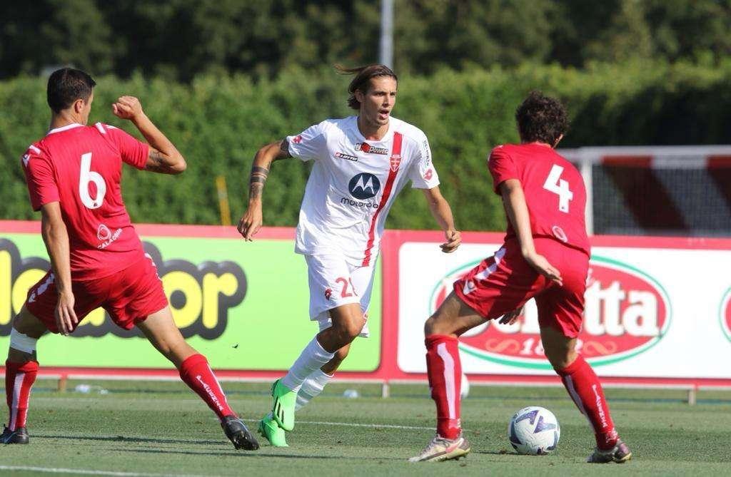 Monza-Renate, Up & Down: bene Colpani e Antov, Mota ancora imballato