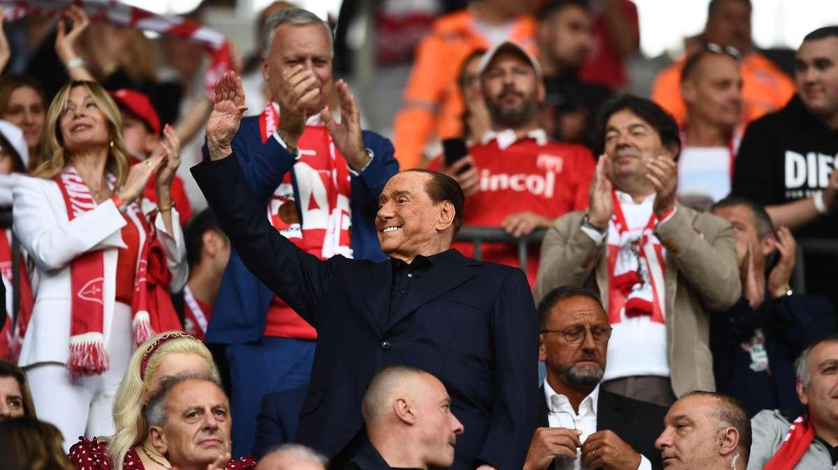 Funerale Berlusconi: la delegazione del Monza presente al Duomo