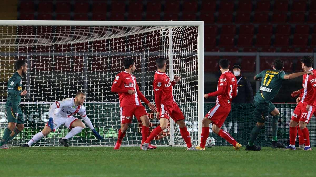 GdS - Balotelli fa crac, Lecce e Monza senza gol. Bettella e Boateng i migliori