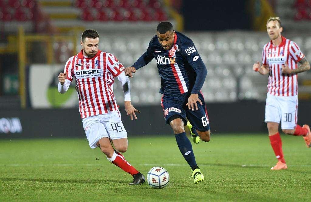 Monza-Pisa, le formazioni ufficiali: c'è Diaw con Dany Mota, panchina per Balotelli