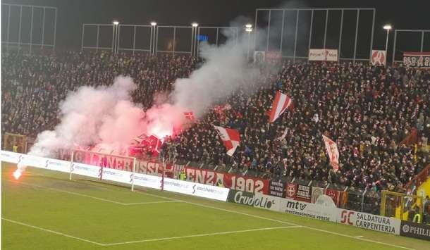Curva Sud Vicenza: "Non accettiamo umiliazioni, a Monza pretendiamo un'inversione"