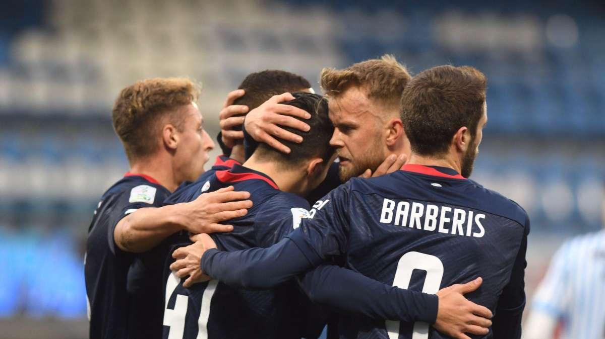Gytkjaer segna il suo primo gol di testa, nonché il secondo gol in 3 partite