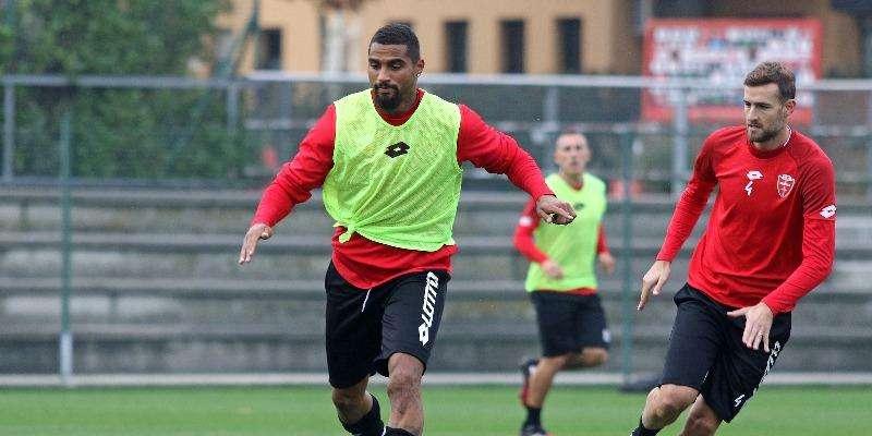 Distorsione alla caviglia di Boateng, Reggiana a rischio?