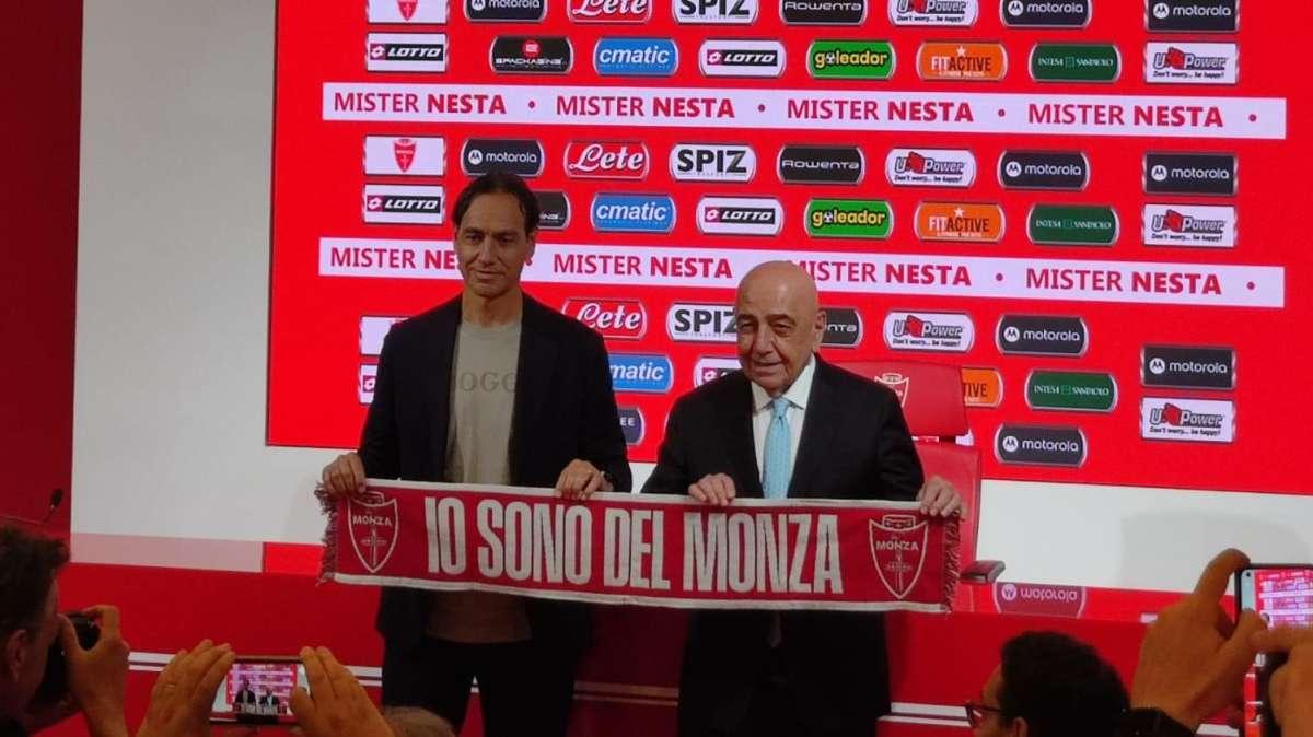 Presentazione di mister Nesta: “Lavorare qui un piacere e una responsabilità”