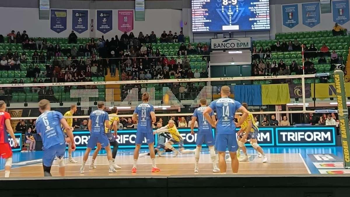 FINALE VOLLEY: Monza annienta il Modena, è un secco 3-0 
