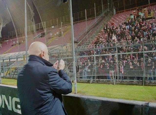 FOTO - Galliani ringrazia i tifosi arrivati al “Curi”