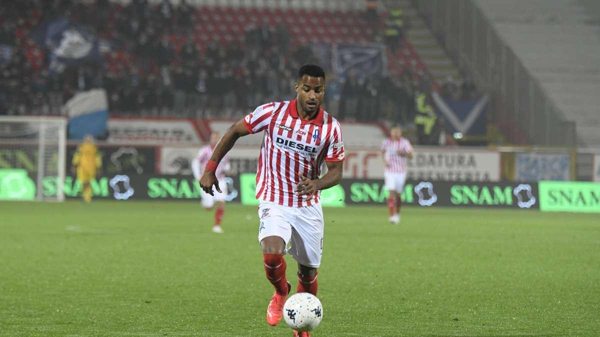 La Reggina ci prova per Diaw, forte l'interesse della SPAL