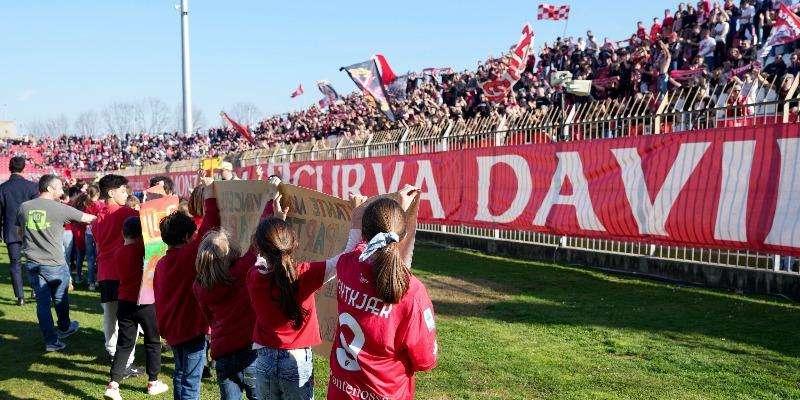 Sabato 15 marzo all'U-Power Stadium fa tappa "Io tifo positivo"