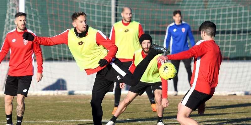Biancorossi subito in campo a Monzello