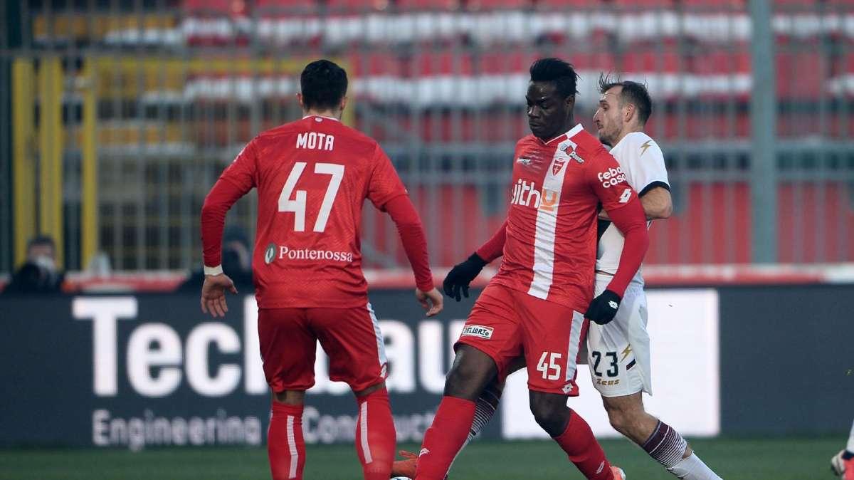 I convocati del Monza: indisponibili Balotelli, Ricci e Scozzarella, squalificato Bellusci