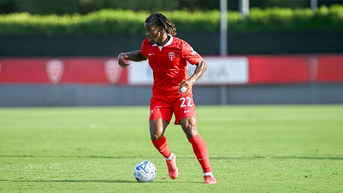 Louabao in prestito al Catanzaro, esperienza in Serie B per il francese