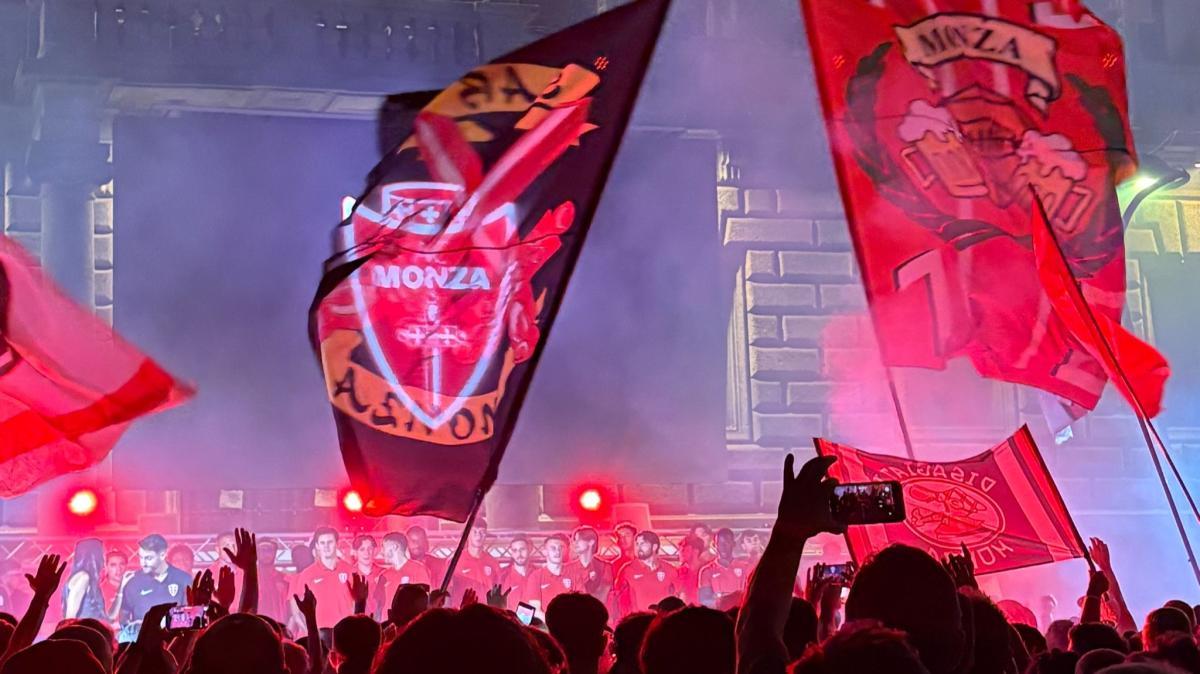 Festa biancorossa a Monza: la squadra si presenta ai tifosi