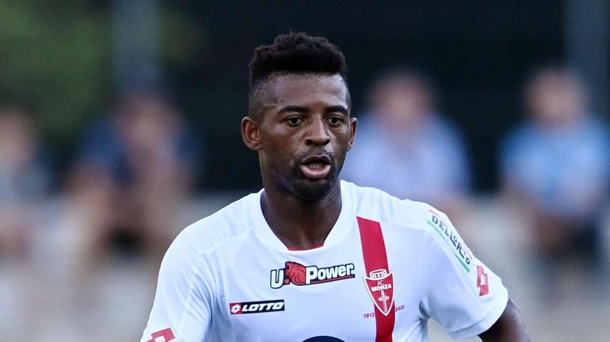 Il Palermo si avvicina a Machin, ok del calciatore, cresce l'ottimismo
