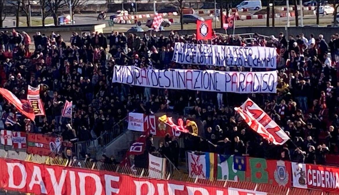 La Curva Pieri presente questa sera al "Liberati": "Ti seguiremo ovunque"