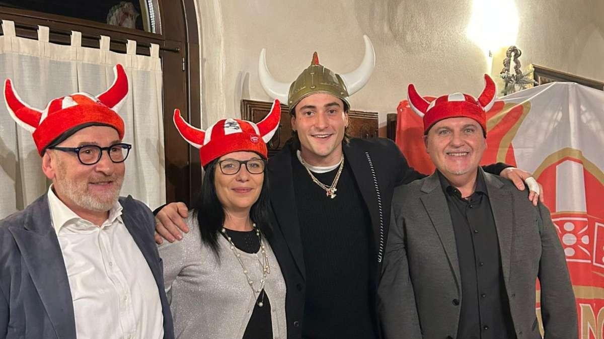 Festeggia il Monza Club dei Vichinghi Biancorossi 