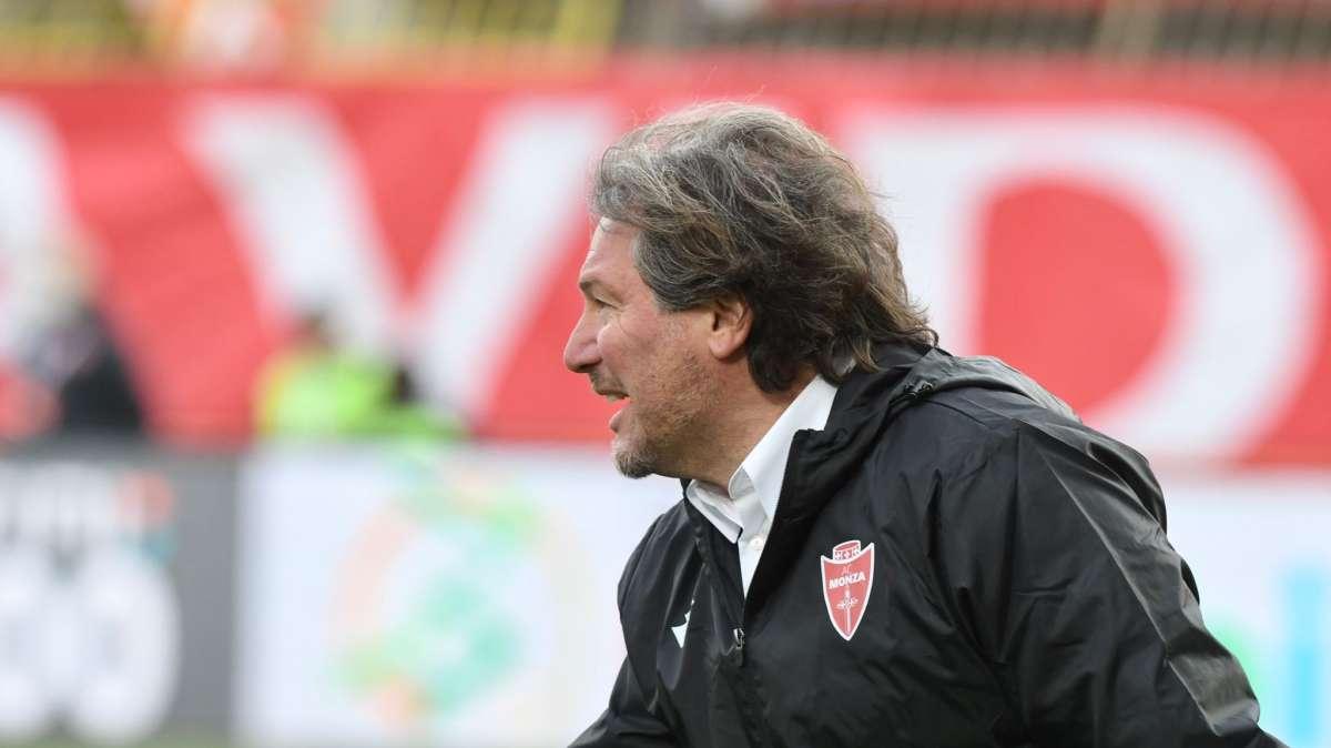Stroppa in conferenza: “Questa vittoria ci avvicina alla vetta”