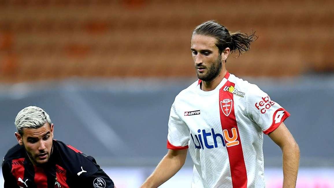 Il Crotone continua il pressing per Barberis ma per il momento il regista non è sul mercato