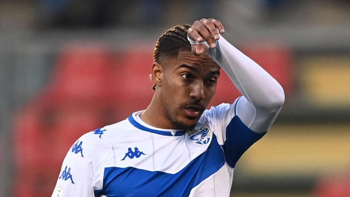 Brescia, Ayé: "Questa partita ci dà voglia di andare a fare un'altra battaglia mercoledì"