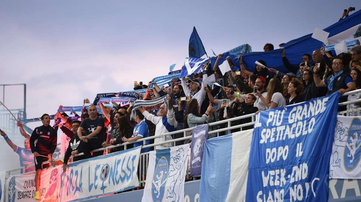 Brescia, Curva Nord: "Non siete degni di portare la nostra maglia. Vergogna"
