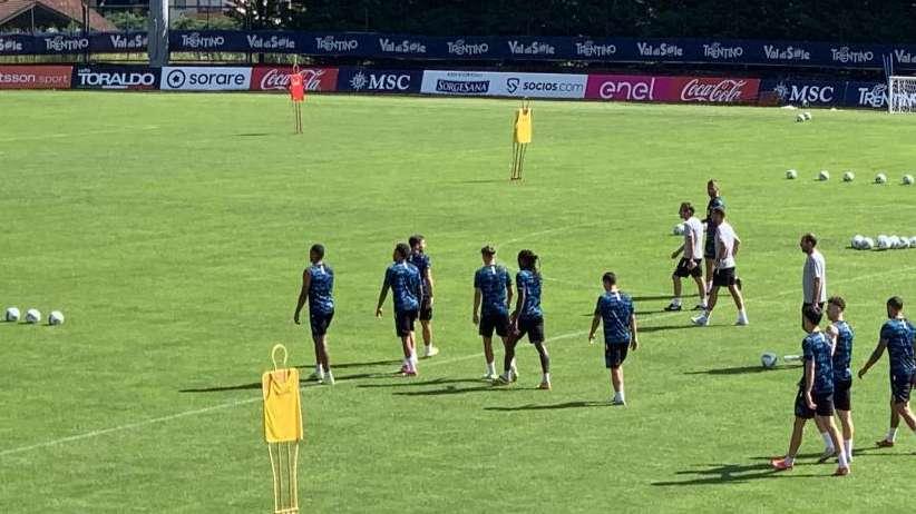 Dimaro, day 5: sessione mattutina, palestra, esercizi atletici e tattici. Out Osimhen