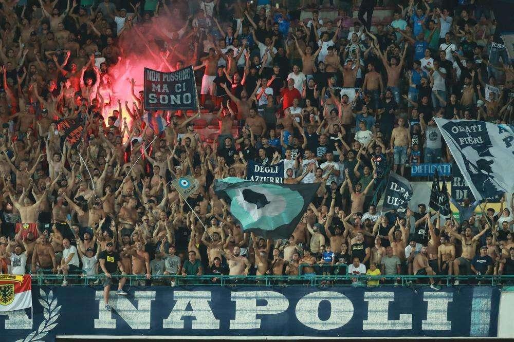 Napoli-Fiorentina, biglietti in vendita oggi dalle 10: novità Under 14 a 2,50 € in Tribuna Nisida con un adulto