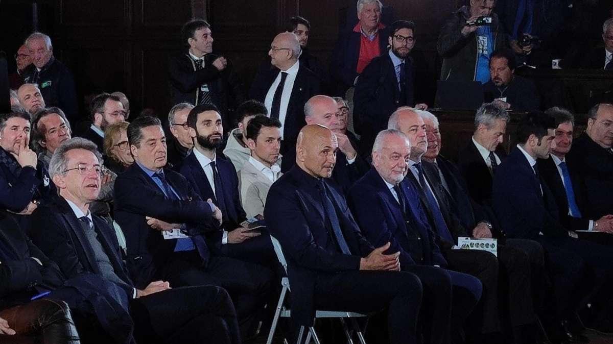 RILEGGI LIVE - A Spalletti il Premio Bearzot: "Attenzione all'euforia! Su Kim, Kvara...", ADL: "Luciano resta! Su Conceicao, Gattuso e Allegri..."