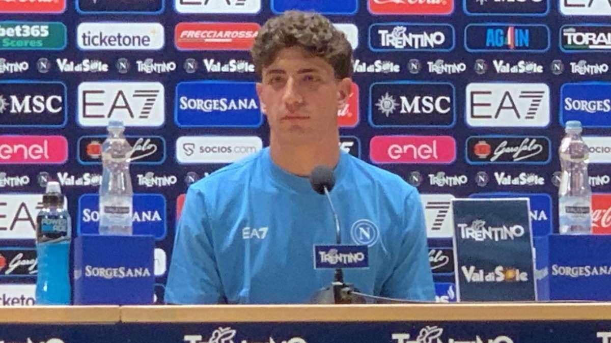 Marianucci in conferenza: "Il Napoli è un sogno, ma voglio ritagliarmi uno spazio. Mi rivedo in Rrahmani. Su Conte..."