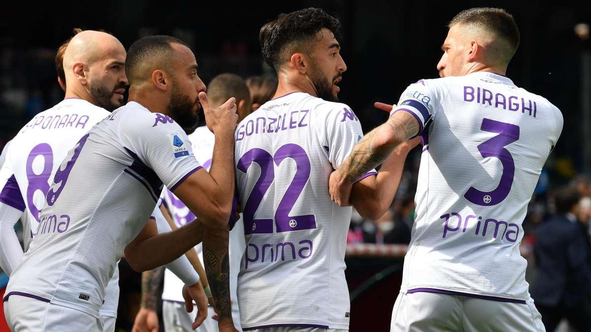 RILEGGI LIVE - Napoli-Fiorentina 2-3 (29' Nico Gonzalez, 58' Mertens, 66' Ikonè, 72' Cabral, 84' Osimhen): gli azzurri cadono al Maradona 